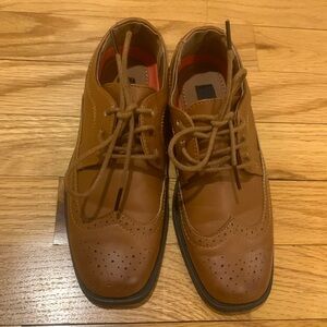 Toddler boy dress shoes. Tan/brown color. Size 13.